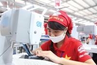 Nhiều doanh nghiệp dệt may đã nhận đơn hàng hết quý III/2022.
