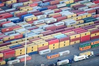 Rủi ro suy thoái đe doạ triển vọng hồi phục của nền kinh tế toàn cầu