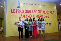 Báo Đầu tư vinh dự nhận 2 giải báo chí quốc gia năm 2016