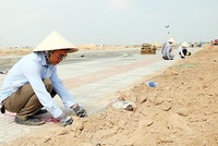 Hơn 2,3 ngàn thửa đất tại khu tái định cư Lộc An - Bình Sơn đã được bàn giao để thực hiện cắm mốc đất. Ảnh: Phạm Tùng
