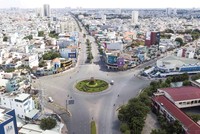 TP.HCM những ngày “ngồi nhưng không yên”. Ảnh: Lê Toàn