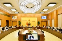 “Thuốc đắng” trị lãng phí