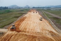 Nghệ An đã hoàn tất việc giải phóng mặt bằng tuyến cao tốc Bắc - Nam qua địa bàn để bàn giao cho đơn vị thi công dự án