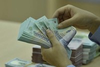 Các ngân hàng đã điều chỉnh lãi suất tiết kiệm với mức tăng nhẹ 0,1-0,3%/năm.