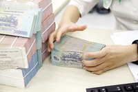 Những người vay vốn mua nhà với lãi suất thấp trong 2 năm qua đang bất an khi lãi suất tăng cao. Ảnh: Đức Thanh