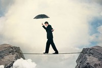 Nhận định thị trường phiên giao dịch chứng khoán ngày 22/4: Hạ tỷ trọng vị thế trading trong các nhịp hồi sớm