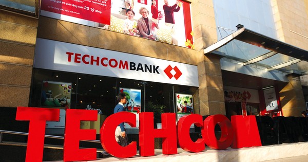 Năm 2021, Techcombank dẫn đầu toàn ngành ngân hàng về ...