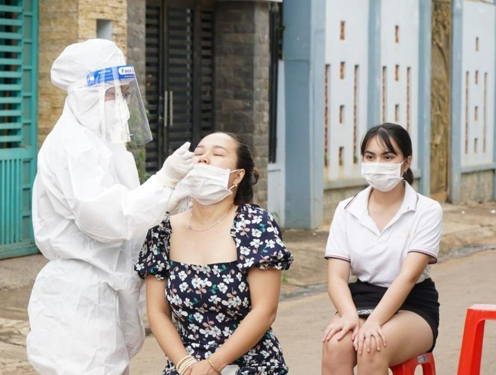 Buôn Ma Thuột siết chặt các biện pháp phòng chống dịch Covid-19 khi số ca bệnh tăng nhanh