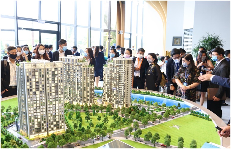Bất động sản nửa cuối 2020: Nhà đầu tư vẫn chọn căn hộ để đi đường dài