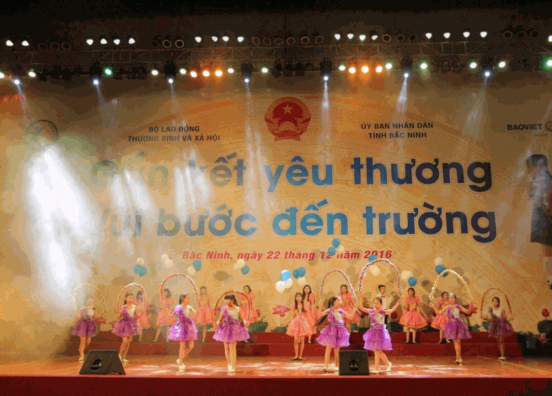 Doanh nghiệp đóng góp 90 tỷ đồng cho quỹ “Gắn kết yêu thương - vui bước đến trường” ảnh 1