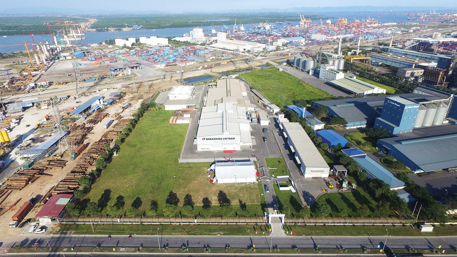 Chủ đầu tư khu công nghiệp: Đất sốt nóng, doanh thu nguội dần