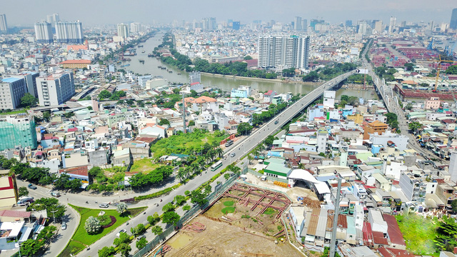 Cuộc chiến bất động sản cao cấp Nam Sài Gòn tăng nhiệt
