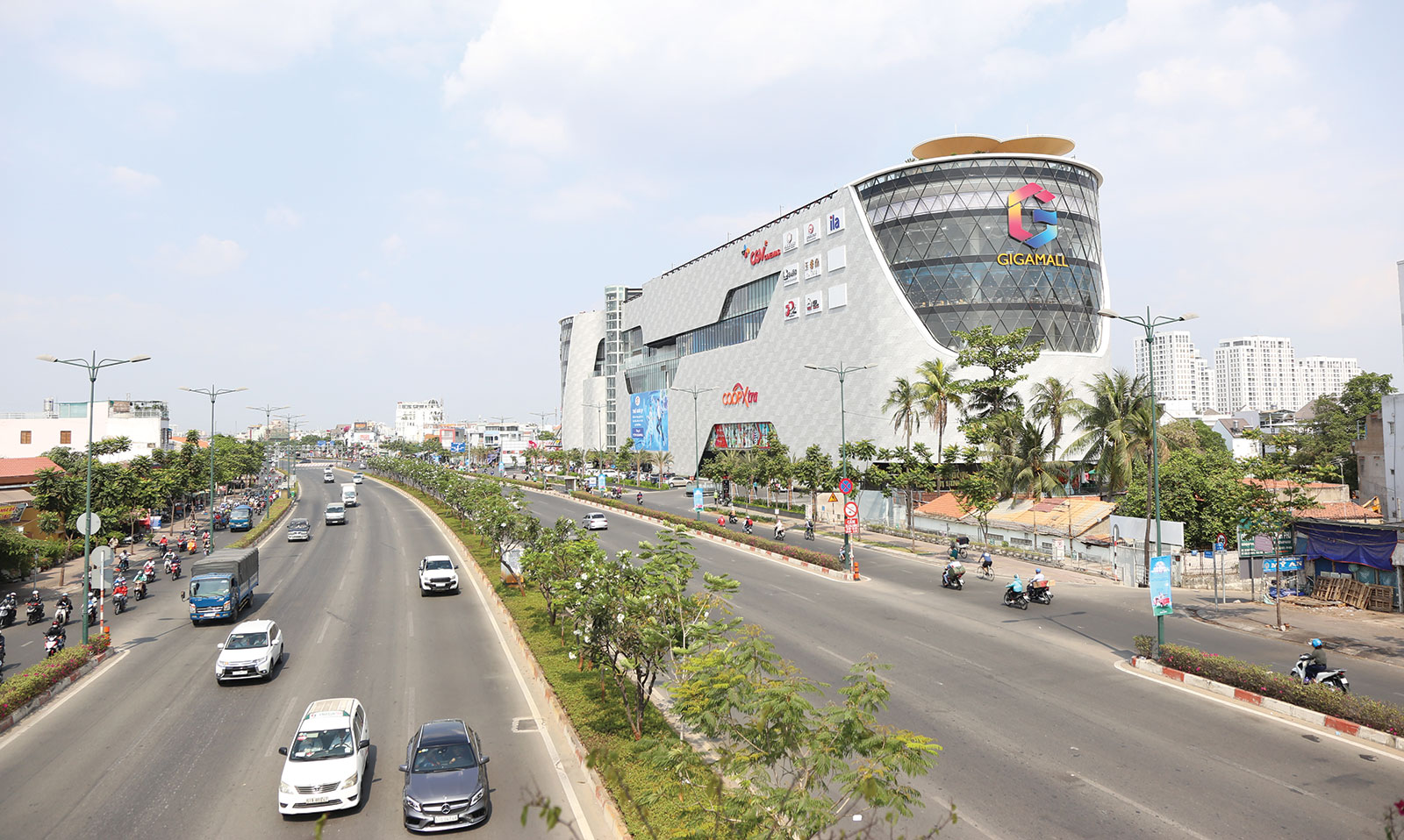Địa ốc TP.HCM: Khan hàng, giá tăng sốc