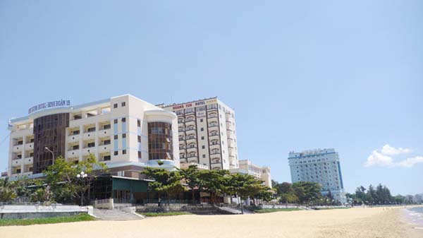 Bình Định đề nghị Bộ Tài Nguyên và Môi trường hỗ trợ di dời khách sạn ven biển