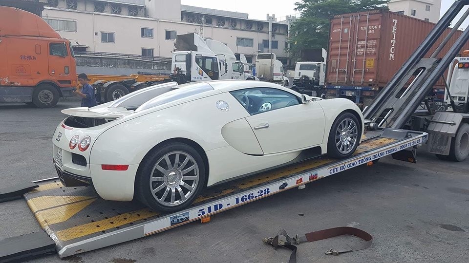 Siêu xe Bugatti Veyron độc nhất Việt Nam có chủ mới ảnh 1