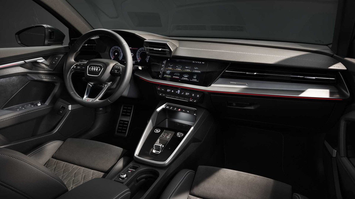 Audi A3 sedan 2021: Thiết kế hầm hố với công nghệ hiện đại hơn ảnh 4