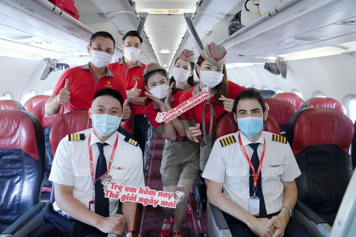 Vietjet lan toả niềm vui bằng hoạt động đặc biệt nhân ngày Quốc tế Thiếu nhi ảnh 12