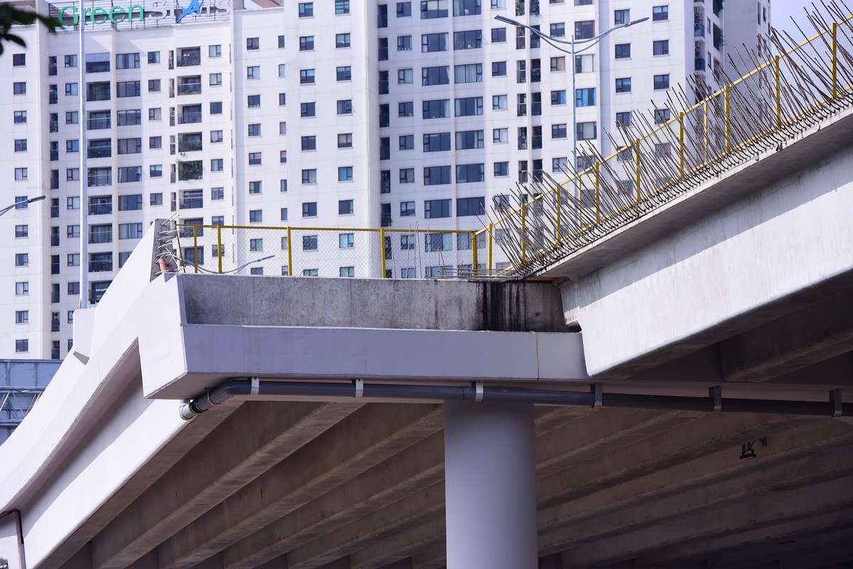 Chuẩn bị thông xe, vành đai 3 trên cao đoạn Mai Dịch - Nam Thăng Long vẫn chưa có lối lên xuống ảnh 8