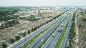 Địa ốc phía Nam đón đầu tâm điểm mới