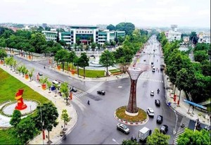 Nâng tầm vị thế đô thị Việt Trì thành trung tâm kinh tế năng động