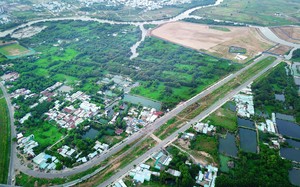 Áp giá đền bù đất mới mở đường cho những dự án bê trễ