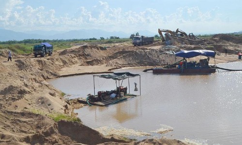 Phú Yên: Kiểm tra, phát hiện doanh nghiệp sai phạm trong khai thác cát