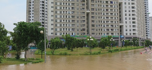 Địa ốc ngoại thành Hà Nội “tụt hạng” sau trận ngập tháng 5