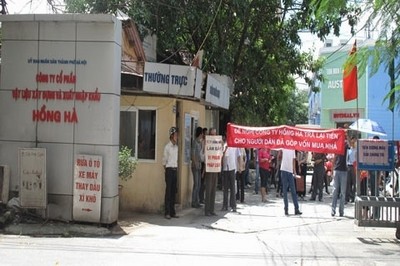 Hồng Hà bị bêu tên nợ thuế, phí liên quan đến đất