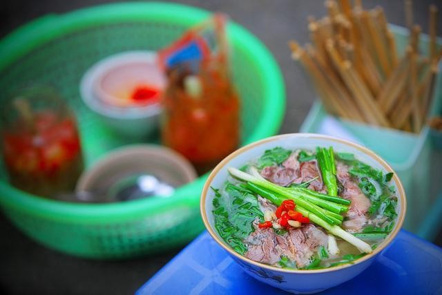 Những quán ăn đêm phố cổ Hà Nội nổi tiếng ảnh 4