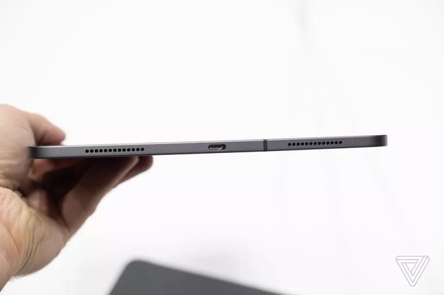 Ảnh thực tế iPad Pro 2018 viền siêu mỏng ảnh 3