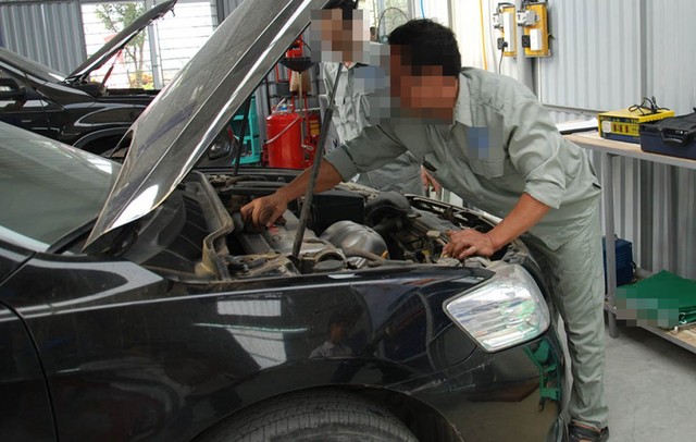 Xe cũ giá rẻ: Chớ ham giá bèo kẻo gặp “vạ” xe ngập nước ảnh 1