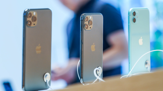 iPhone 11 chính hãng tiếp tục “gây sốt”, mỗi giờ có thể bán 400 máy ảnh 1