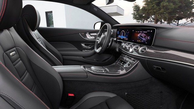 Mercedes-Benz E-Class 2021 Coupe và Cabrio ra mắt với phong cách thời trang sành điệu, bóng bẩy ảnh 6