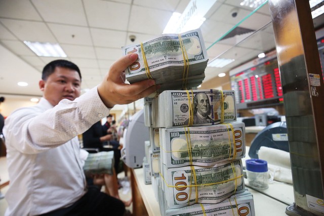 Ổn định vĩ mô 2019: Kỳ vọng vào tỷ giá ảnh 2