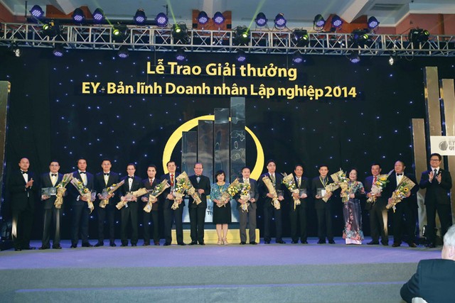 CEO EY Việt Nam Trần Đình Cường: Doanh nhân Việt cần chủ động “bay” vào quỹ đạo toàn cầu ảnh 1