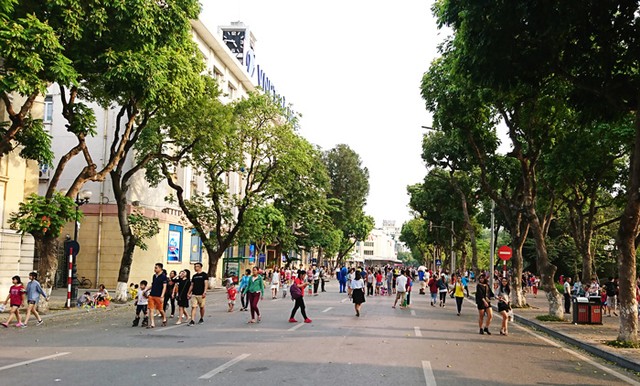 Hà Nội chưa ghi nhận trường hợp dương tính với nCov, tạm dừng không gian đi bộ Hồ Gươm cuối tuần này ảnh 1