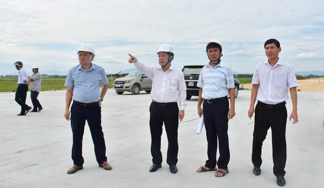 Chủ tịch UBND tỉnh Thừa Thiên Huế yêu cầu đẩy nhanh tiến độ các dự án ảnh 2