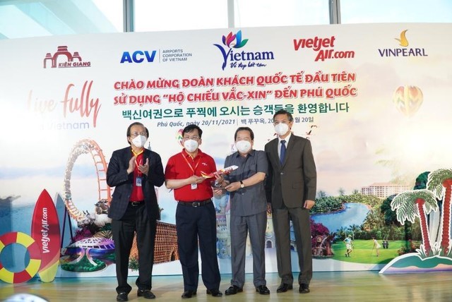 Du lịch Việt Nam chào đón đoàn “khách du lịch hộ chiếu vaccine” đầu tiên tới Phú Quốc ảnh 4