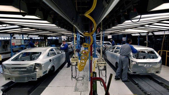 Lên kế hoạch bãi bỏ thuế tiêu thụ đặc biệt đối với ô tô sản xuất ở Việt Nam ảnh 1