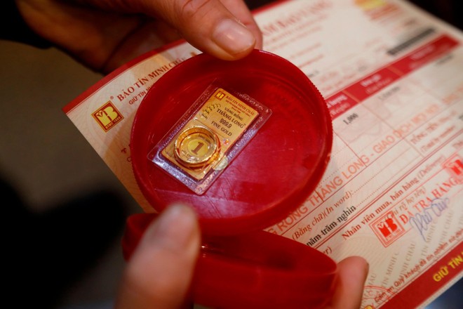 Giá vàng hôm nay ngày 8/4: Giá vàng quay đầu giảm 100.000 đồng/lượng