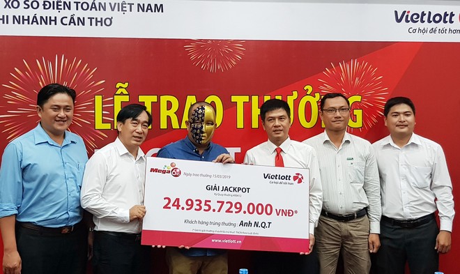 Anh T. nhận giải thưởng gần 25 tỷ đồng.