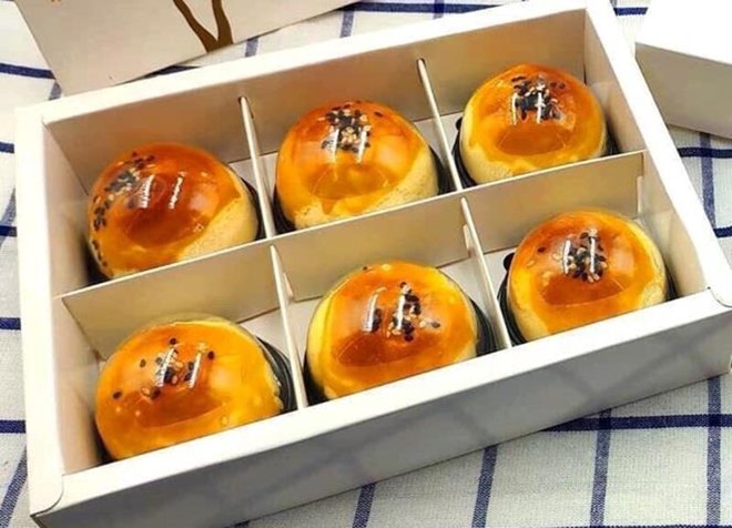 Bánh trung thu nhân chảy tràn Trung Quốc tung hoành chợ mạng ảnh 1