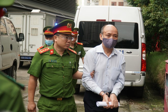 Bị cáo Mừng.