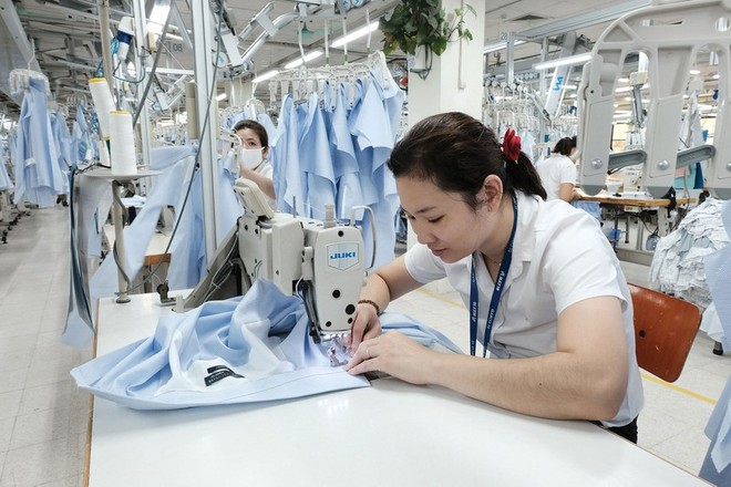 Cổ phiếu cần quan tâm ngày 18/10