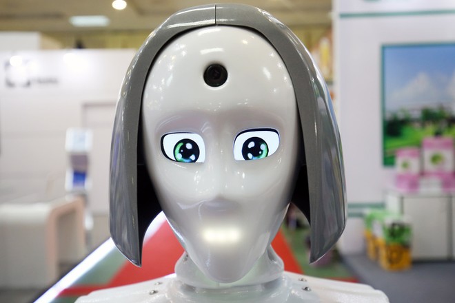 Cận cảnh nhan sắc “cô gái” robot tại Việt Nam Expo 2018 ảnh 2