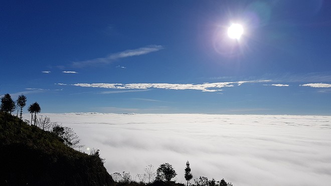 “Bỏ quên con tim” trên đỉnh Chiêu Lầu Thi xinh đẹp ảnh 6