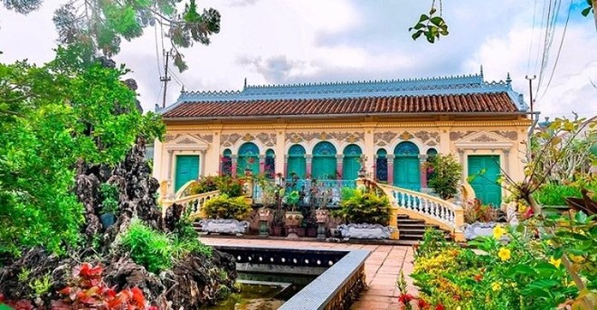 Vẻ quyến rũ của ngôi nhà cổ đẹp nhất xứ Tây Đô ảnh 3