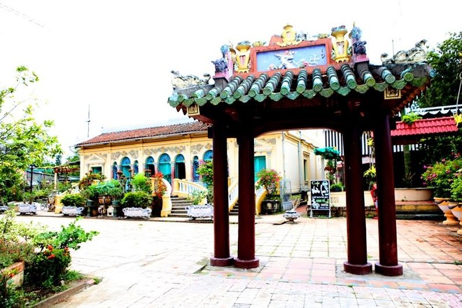Vẻ quyến rũ của ngôi nhà cổ đẹp nhất xứ Tây Đô ảnh 6