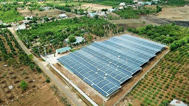 Cơn lốc” điện mặt trời quét qua, quy hoạch đất đai bị phá nát - Bài 4: Mở đường hợp thức hóa?