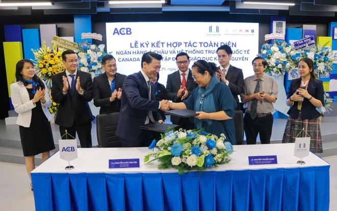 ACB ký hợp tác toàn diện với Tập đoàn Giáo dục Khôi Nguyên